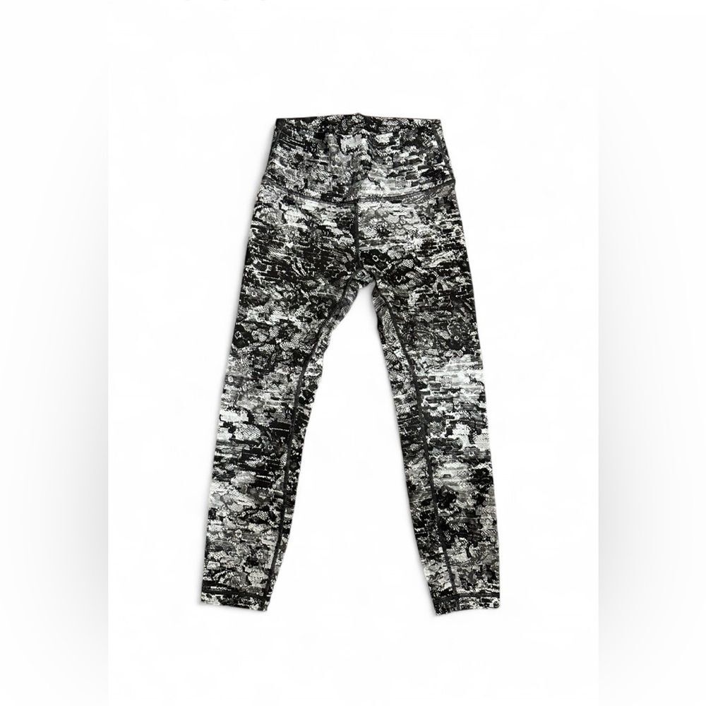 Lululemon Wunder Under High-Rise 7/8 Tight Full-On Luxtreme Masked Lace Black 6